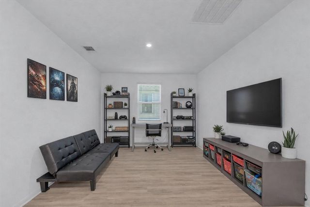 20704 John Gill DR, Manor, TX 78653