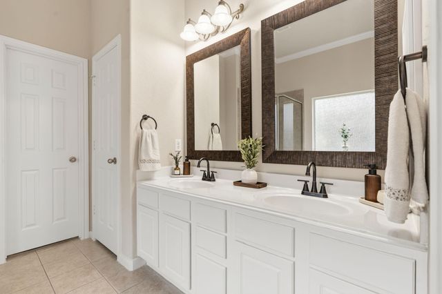 74 S Archwyck Circle, The Woodlands, TX 77382
