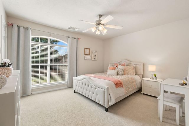 74 S Archwyck Circle, The Woodlands, TX 77382