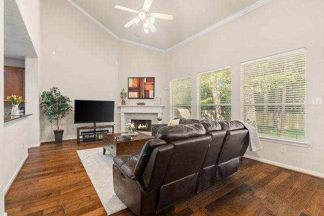 74 S Archwyck Circle, The Woodlands, TX 77382