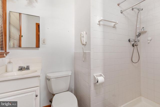 101 NELSON RD, Strasburg, VA 22657