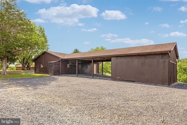 101 NELSON RD, Strasburg, VA 22657