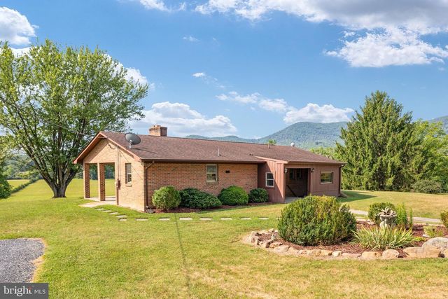 101 NELSON RD, Strasburg, VA 22657