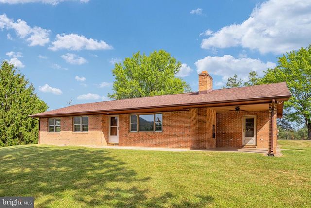 101 NELSON RD, Strasburg, VA 22657