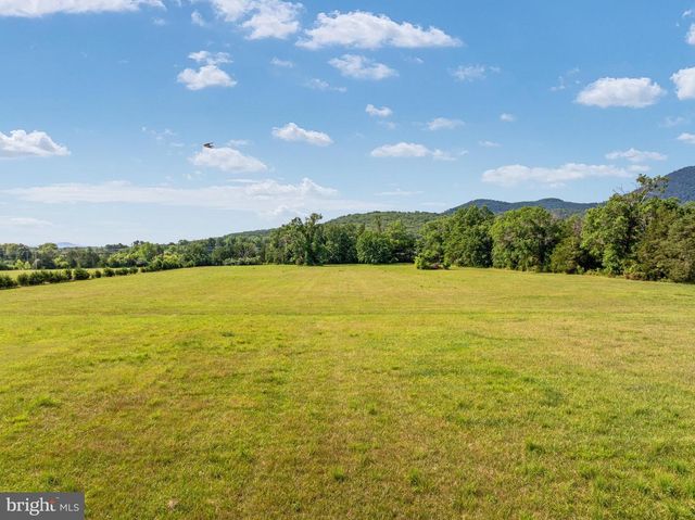 101 NELSON RD, Strasburg, VA 22657