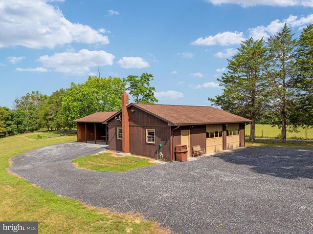 101 NELSON RD, Strasburg, VA 22657
