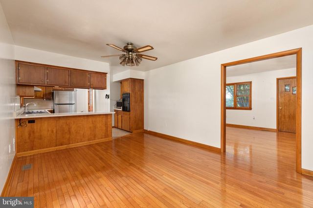 101 NELSON RD, Strasburg, VA 22657