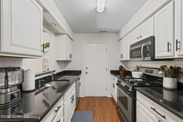 37 Racquet Road, Wall, NJ 07719