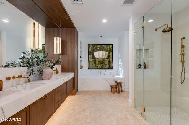4549 E Calle Ventura --, Phoenix, AZ 85018