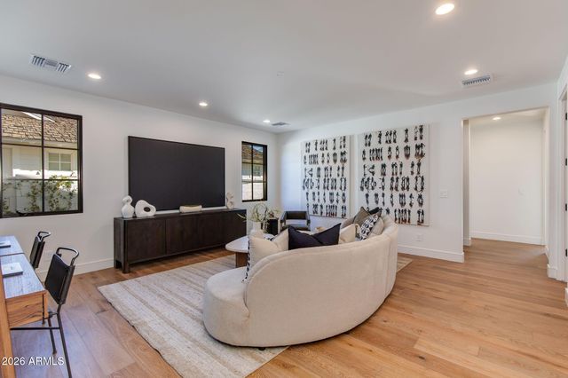 4549 E Calle Ventura --, Phoenix, AZ 85018