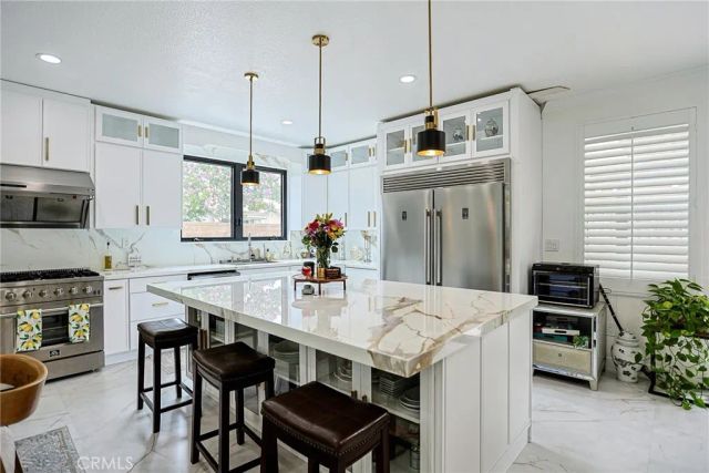6341 Bluebell Street, Eastvale, CA 92880