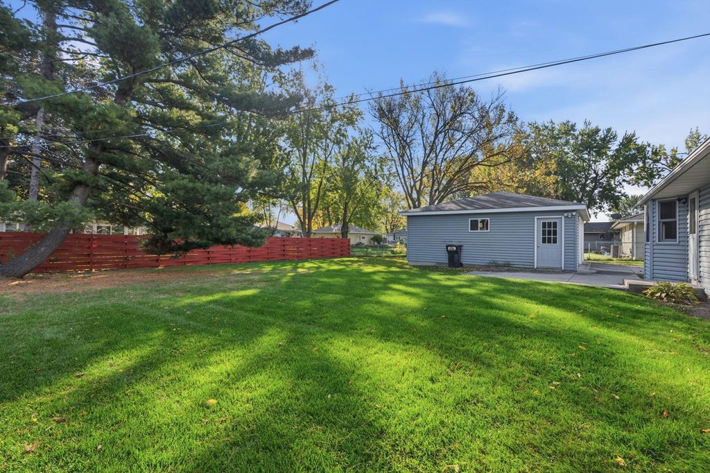 9025 10th Avenue S, Bloomington, MN 55420 — photo 4