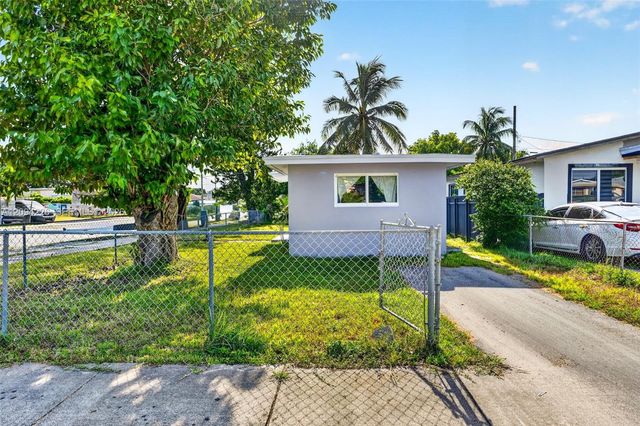 3001 NW 56th Street, Miami, FL 33142