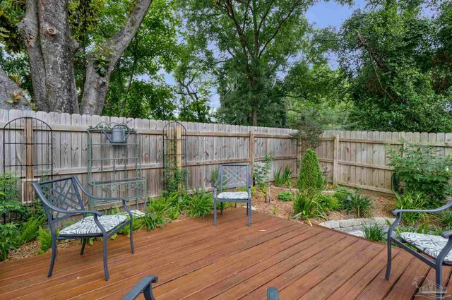 1132 N I St, Pensacola, FL 32501
