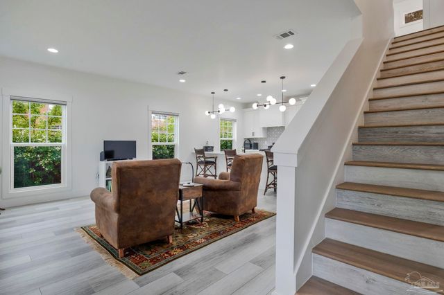 1132 N I St, Pensacola, FL 32501