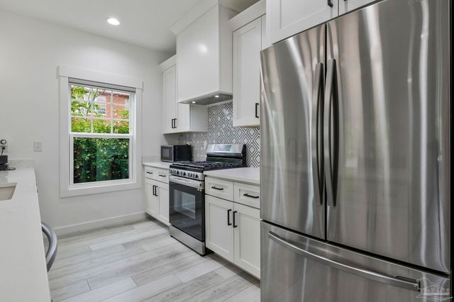 1132 N I St, Pensacola, FL 32501