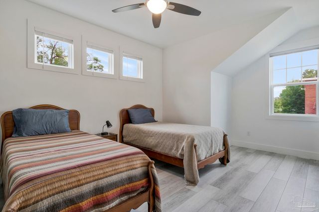 1132 N I St, Pensacola, FL 32501