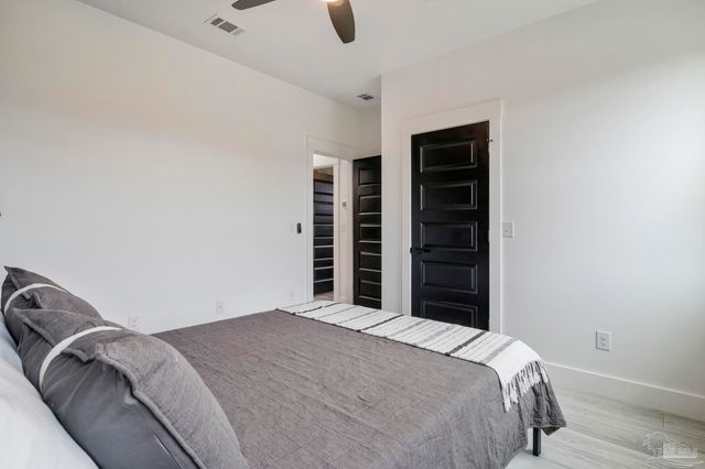 1132 N I St, Pensacola, FL 32501