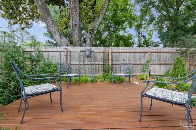 1132 N I St, Pensacola, FL 32501