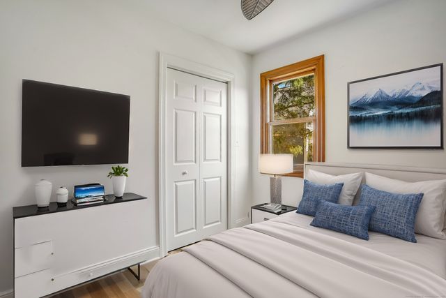 87 Old Dam Road, Fairfield, CT 06824