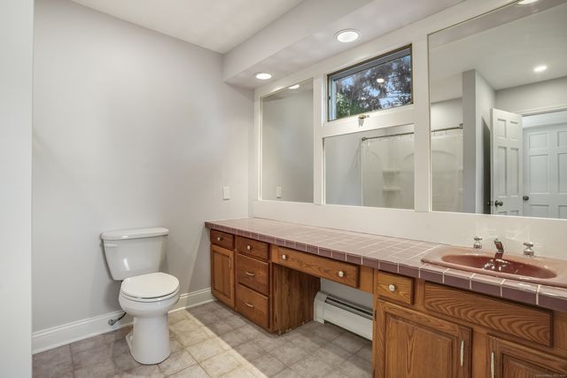 87 Old Dam Road, Fairfield, CT 06824