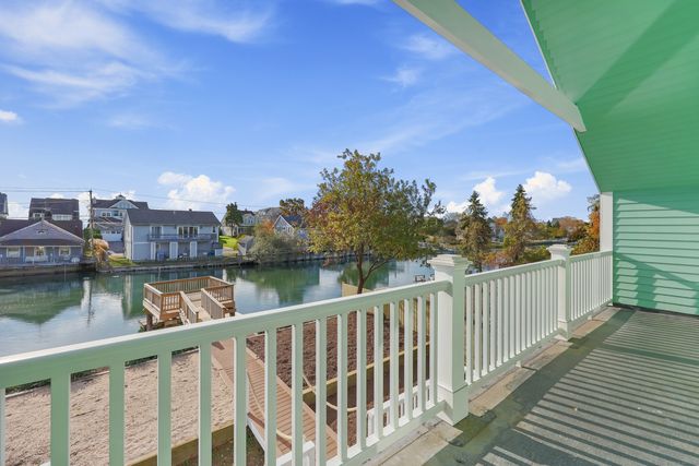 87 Old Dam Road, Fairfield, CT 06824