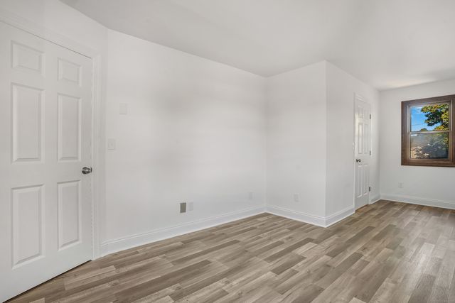 87 Old Dam Road, Fairfield, CT 06824