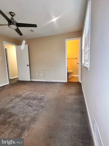 1400 IRON FORGE RD, District Heights, MD 20747