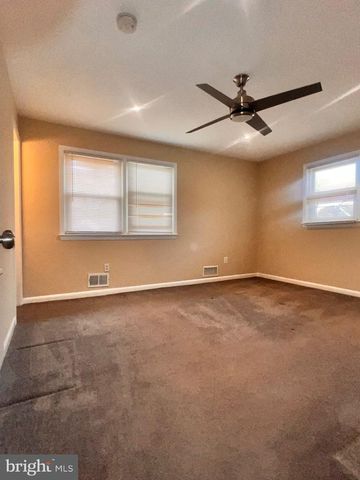 1400 IRON FORGE RD, District Heights, MD 20747