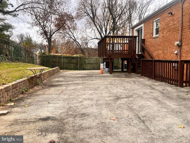 1400 IRON FORGE RD, District Heights, MD 20747