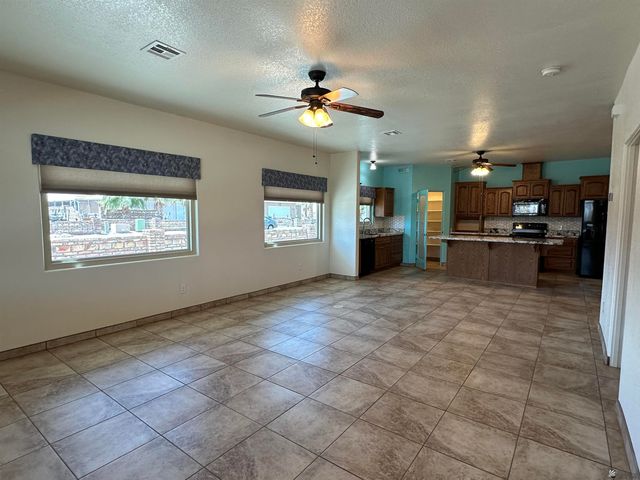 13430 S Brentwood Way, Yuma, AZ 85367
