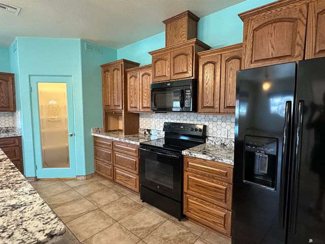 13430 S Brentwood Way, Yuma, AZ 85367
