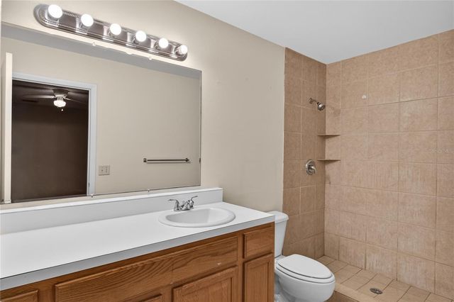 30034 TAVARES RIDGE BOULEVARD 1, Tavares, FL 32778