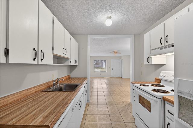 30034 TAVARES RIDGE BOULEVARD 1, Tavares, FL 32778