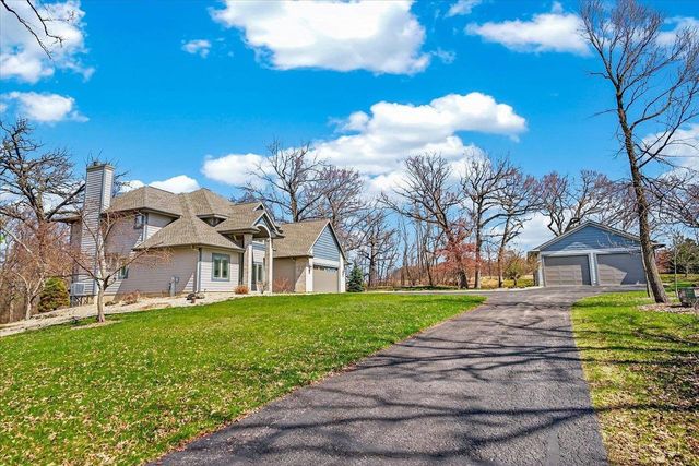 2082 Tower Drive, Stoughton, WI 53589