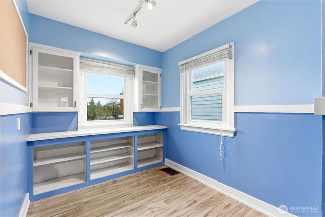 1027 Wetmore, Everett, WA 98201