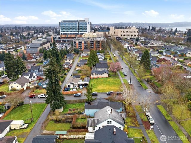 1027 Wetmore, Everett, WA 98201