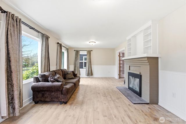 1027 Wetmore, Everett, WA 98201