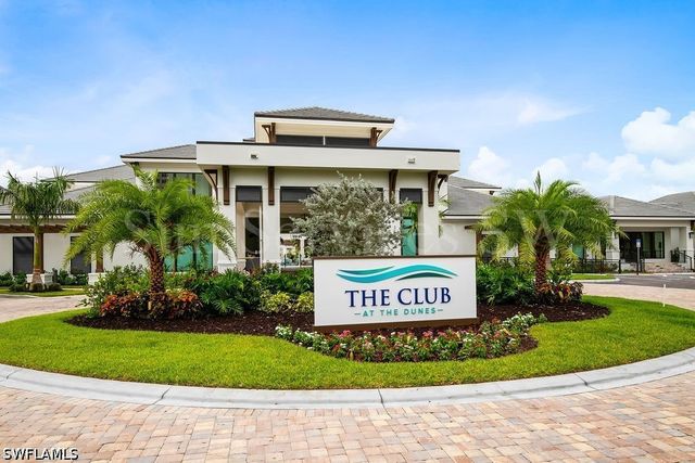 275 Indies WAY 706, Naples, FL 34110