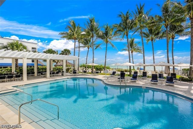 275 Indies WAY 706, Naples, FL 34110