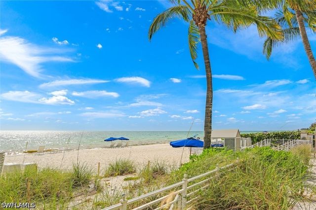 275 Indies WAY 706, Naples, FL 34110