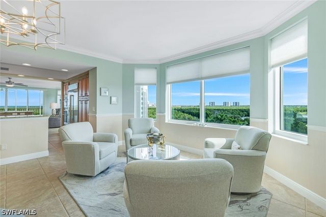 275 Indies WAY 706, Naples, FL 34110