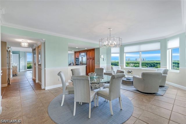 275 Indies WAY 706, Naples, FL 34110