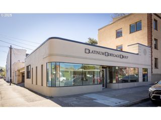 412 WASHINGTON St, The Dalles, OR 97058