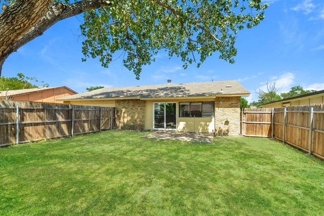 5702 Magnolia Lane, Rowlett, TX 75089