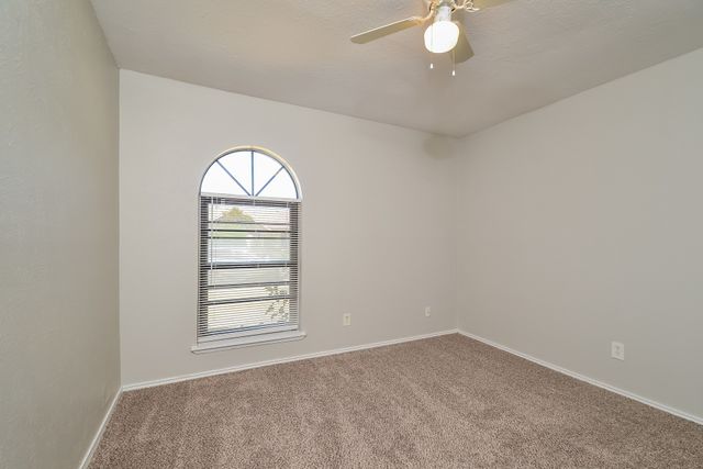 5702 Magnolia Lane, Rowlett, TX 75089
