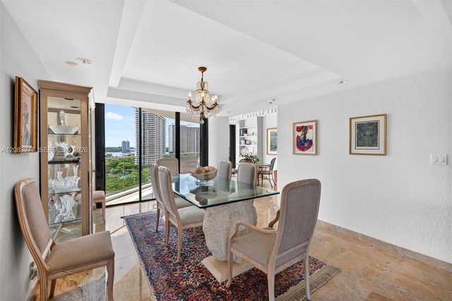 2800 Island Boulevard 1202, Aventura, FL 33160