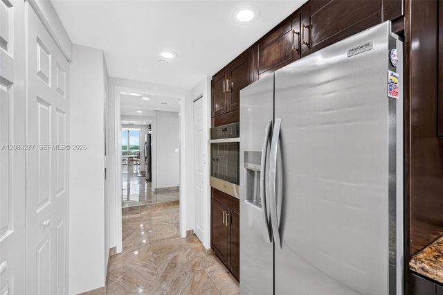2800 Island Boulevard 1202, Aventura, FL 33160