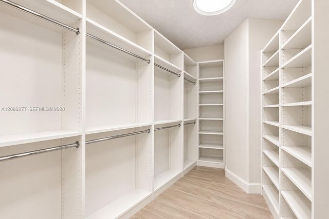 2800 Island Boulevard 1202, Aventura, FL 33160