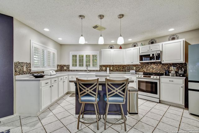 3735 Shimmering Dawn St 2, San Antonio, TX 78253